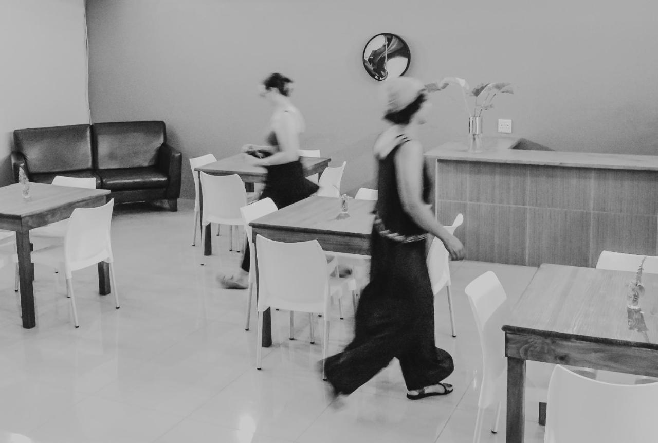 סוולנדאם Azaria Guesthouse מראה חיצוני תמונה