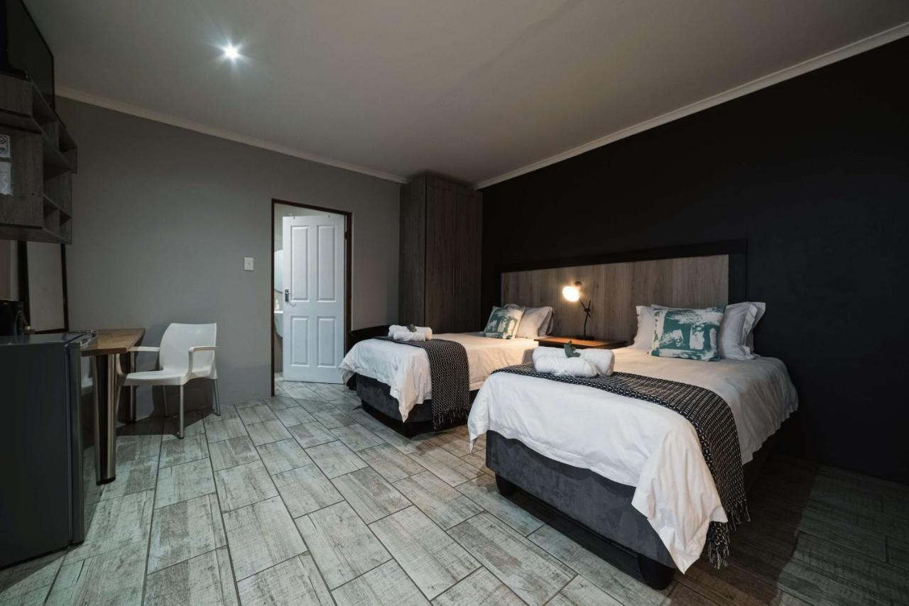 סוולנדאם Azaria Guesthouse מראה חיצוני תמונה