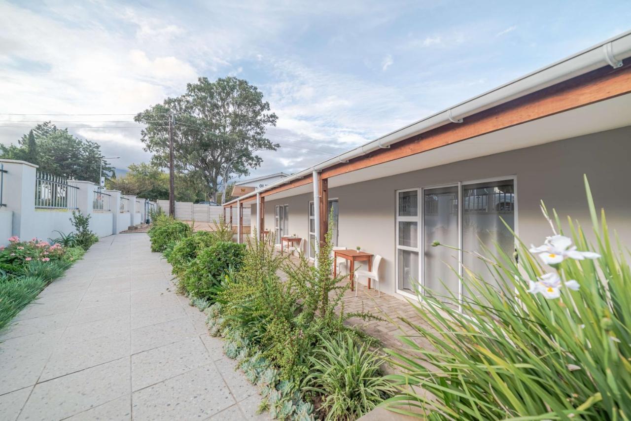 סוולנדאם Azaria Guesthouse מראה חיצוני תמונה