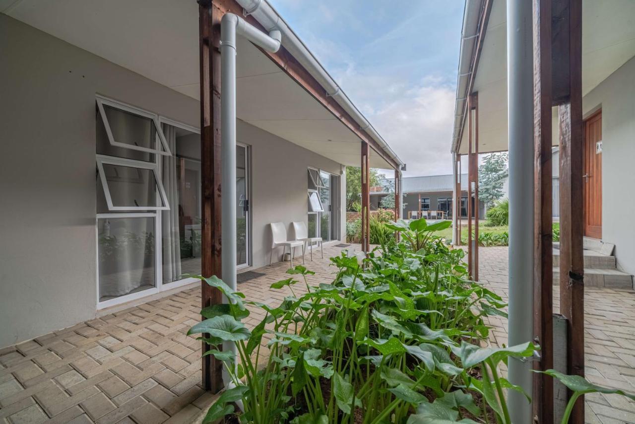 סוולנדאם Azaria Guesthouse מראה חיצוני תמונה